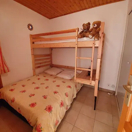 Studio/cabine 4 Pers: Terrasse, Pres Plage, Garage Prive, Equipe, St-jean-de-monts - Fr-1-224c-70 *