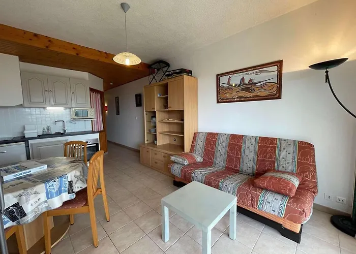 Studio/cabine 4 Pers: Terrasse, Pres Plage, Garage Prive, Equipe, St-jean-de-monts - Fr-1-224c-70 *