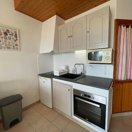 Studio/cabine 4 Pers: Terrasse, Pres Plage, Garage Prive, Equipe, St-jean-de-monts - Fr-1-224c-70 *
