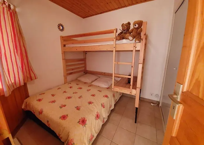 Studio/cabine 4 Pers: Terrasse, Pres Plage, Garage Prive, Equipe, St-jean-de-monts - Fr-1-224c-70 *